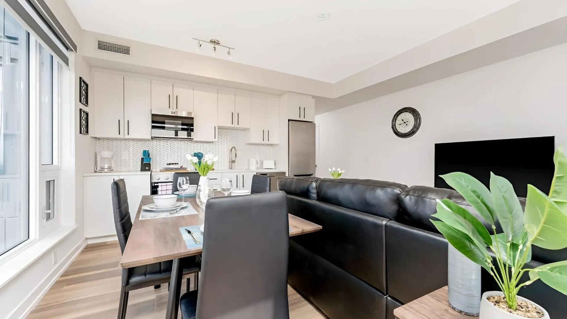 Newly Built Condo With Amazing Views Kitchener 0*,  Canada