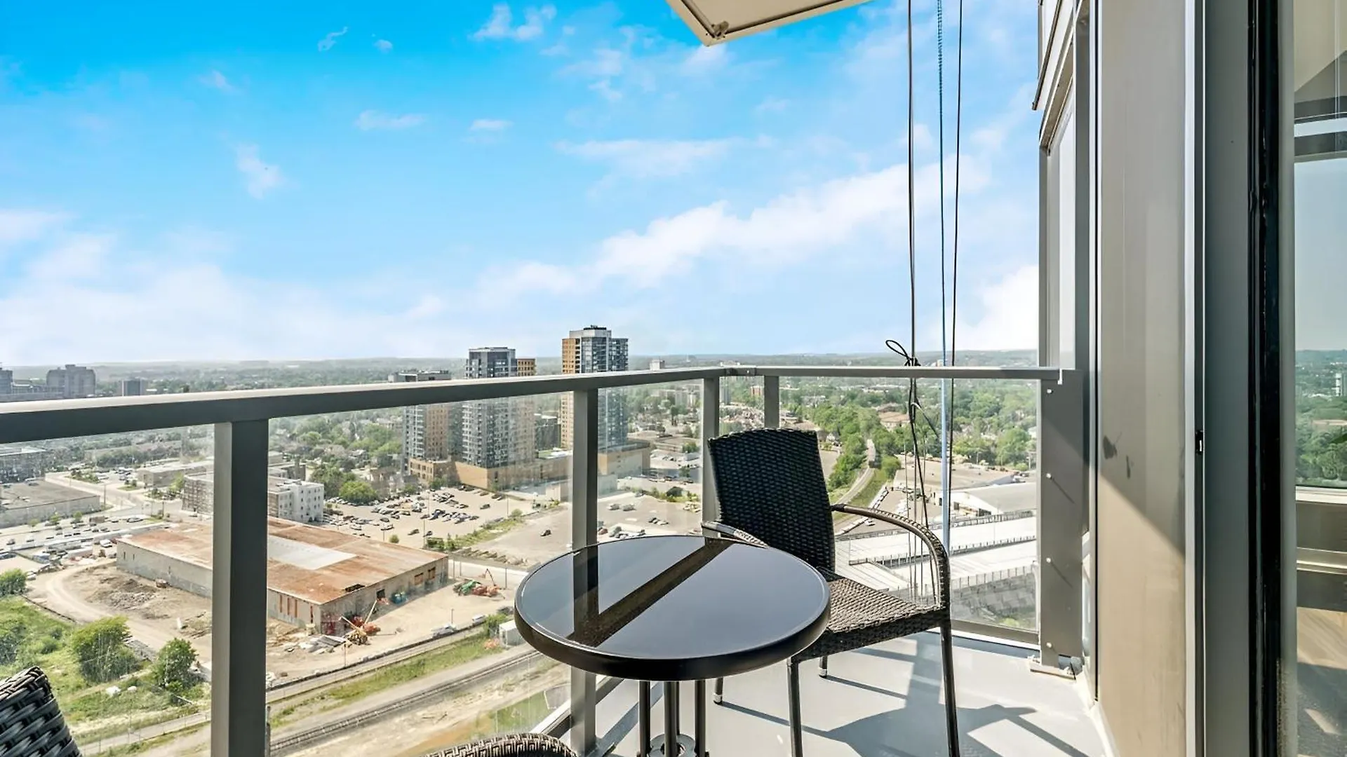 Apartment Newly Built Condo With Amazing Views Kitchener
